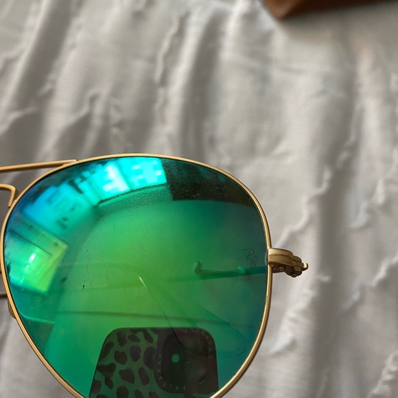 Green Ray-ban aviators - Picture 4 of 5